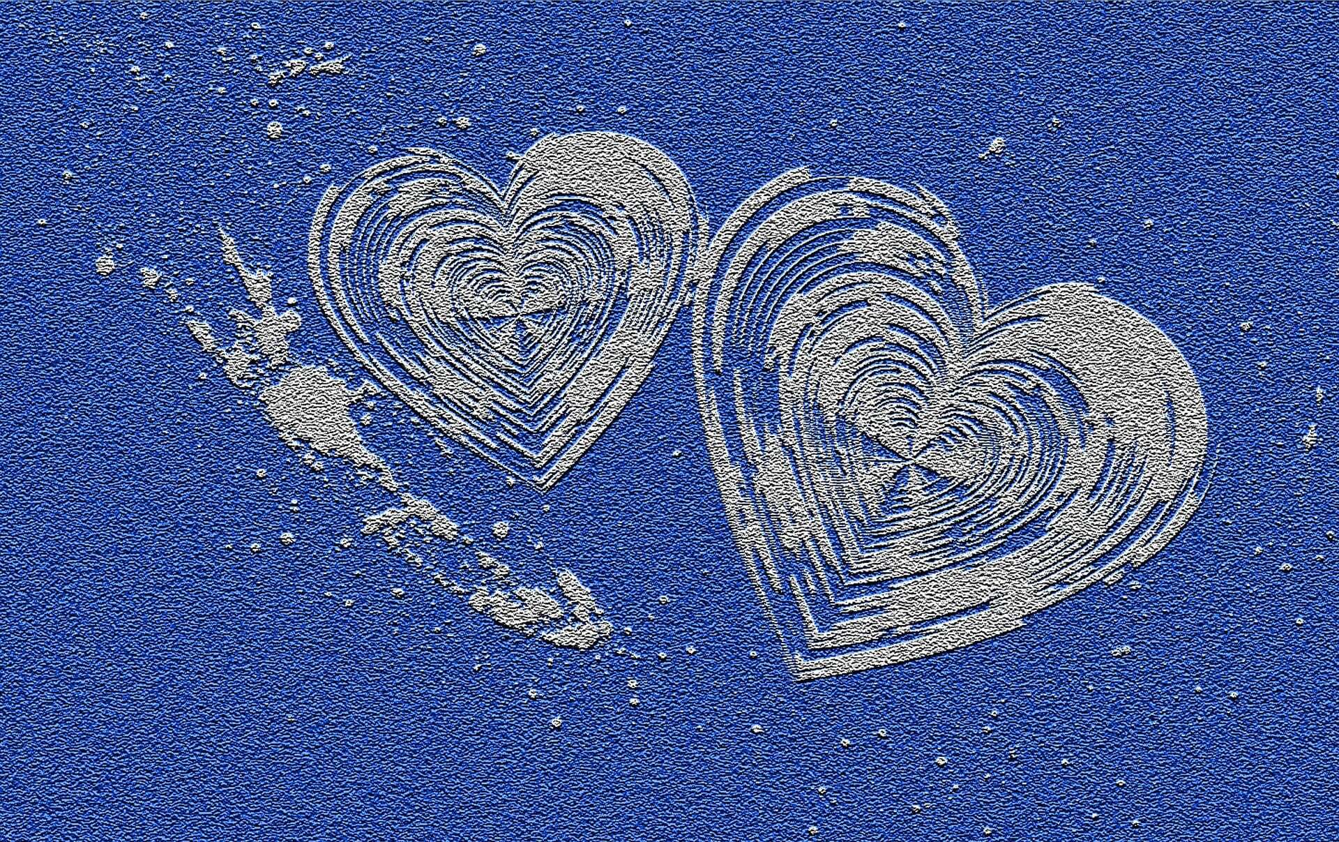 Découvrir une infidélité est un moment difficile et douloureux dans une relation. Cela peut en effet être vécu comme un véritable séisme. Les impacts sont tels que cela peut s’étendre au-delà de la sphère du couple.